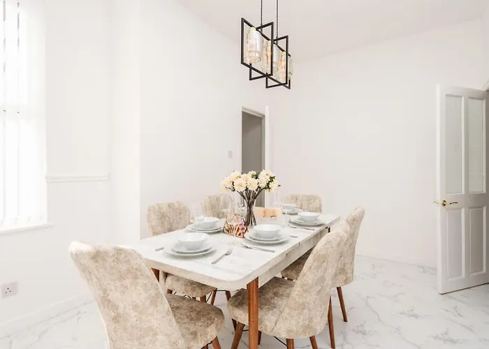 Liverpool Luxe Retreat